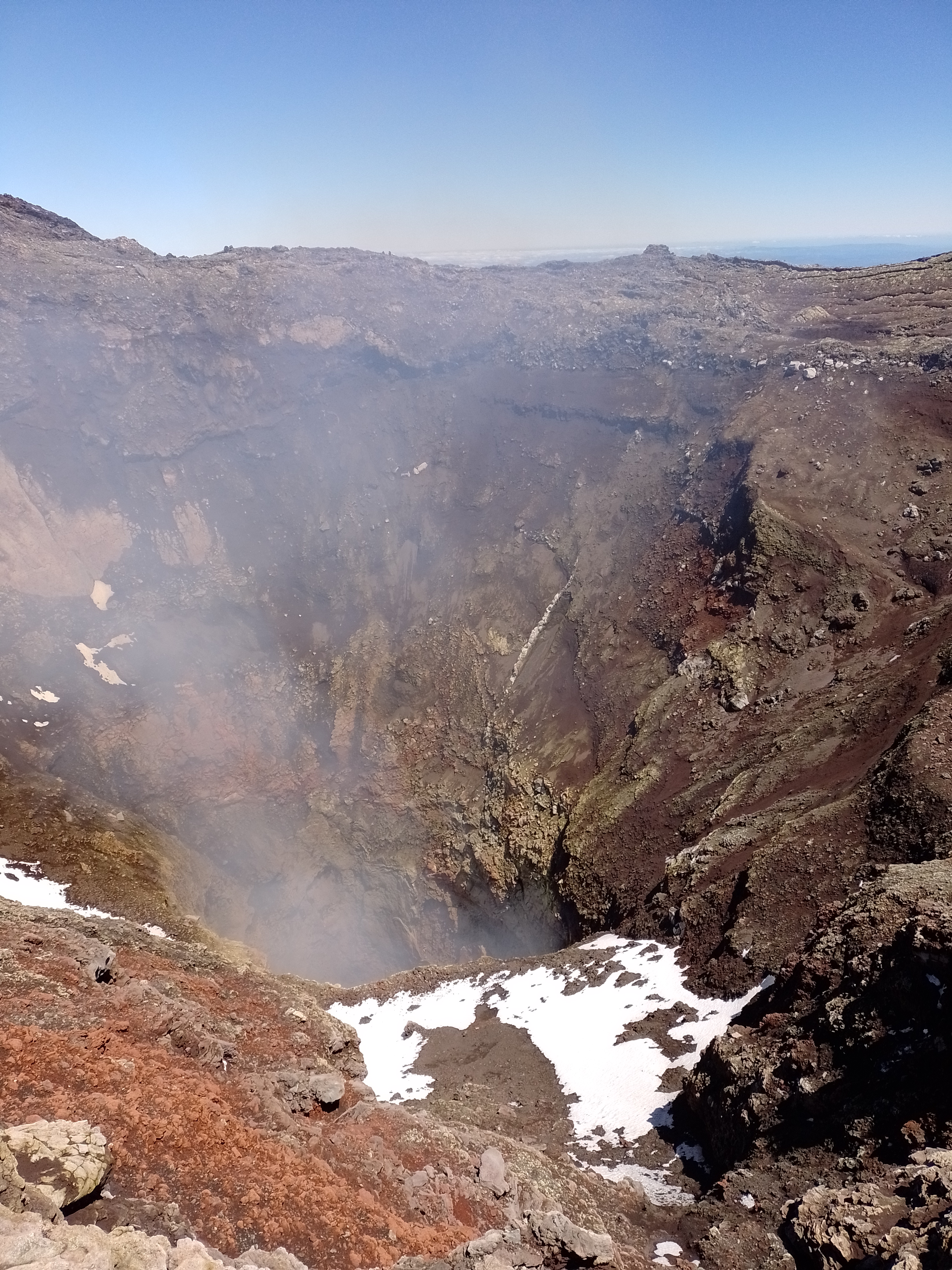 Volcán Villarrica with snow-capped peak